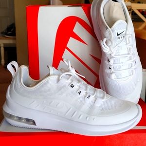 Nike Air Max Axis White/White-Black Women's  size 7.5